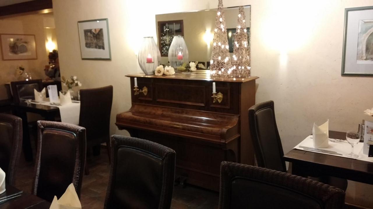 Landgasthof&hotel Zum Schwan Gmbh Gasthof Trippstadt